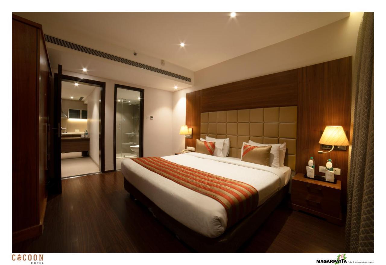 Cocoon Hotel Pune Exterior foto