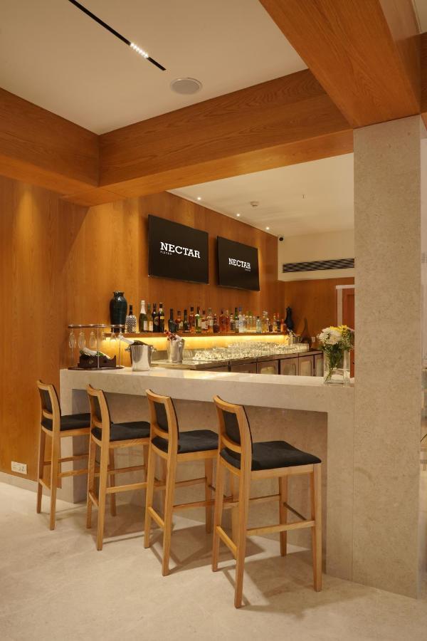 Cocoon Hotel Pune Exterior foto