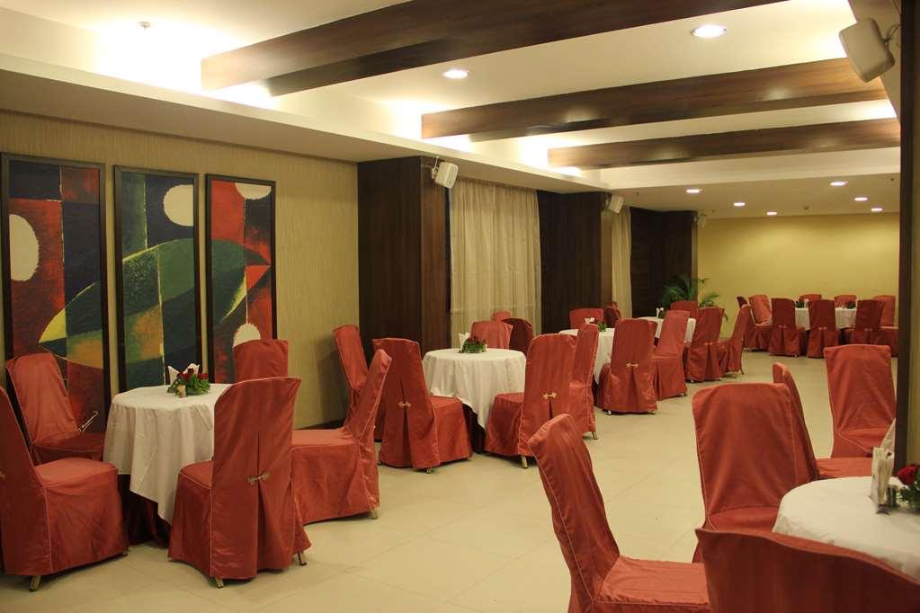 Cocoon Hotel Pune Facilidades foto