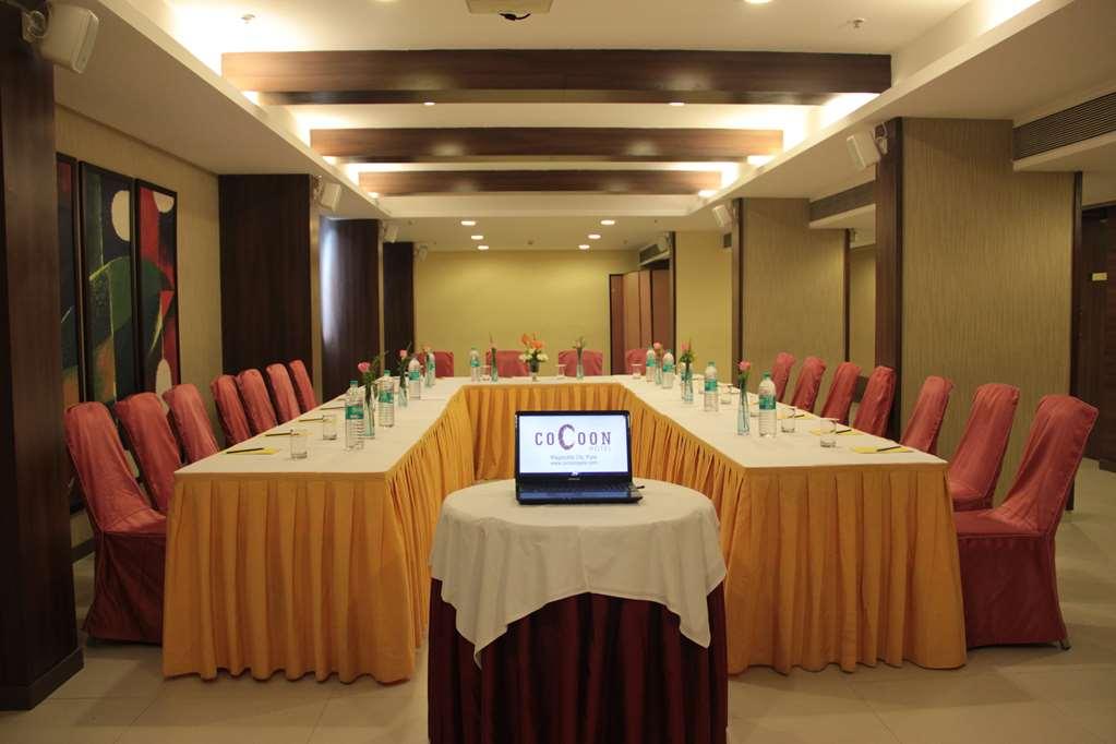 Cocoon Hotel Pune Facilidades foto