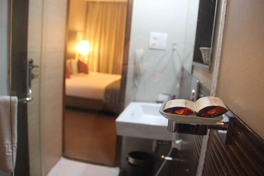 Cocoon Hotel Pune Habitación foto