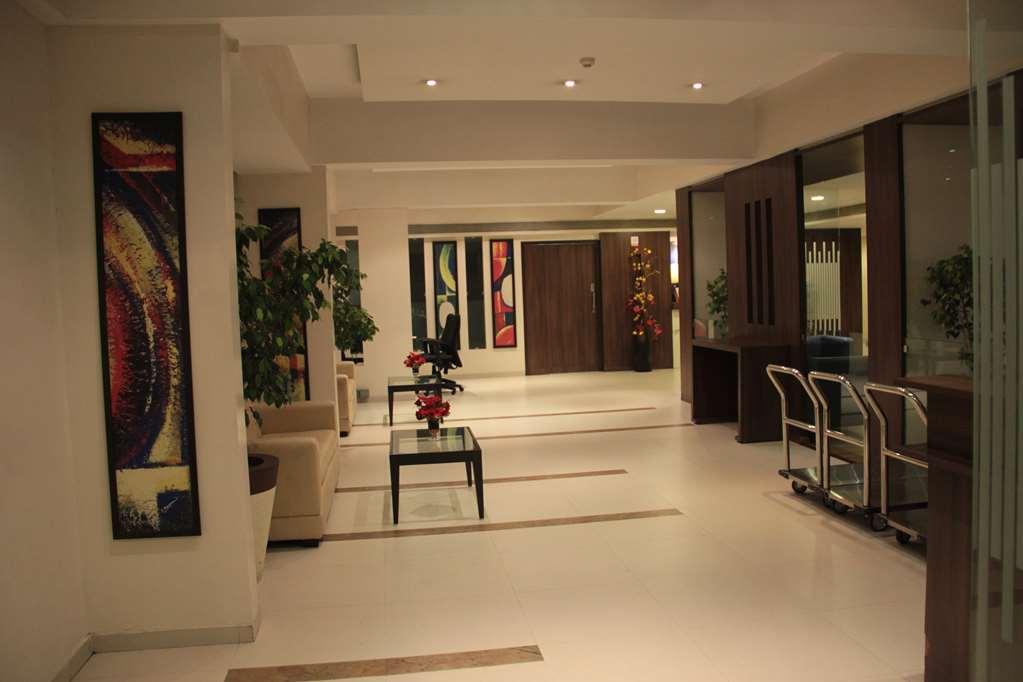 Cocoon Hotel Pune Interior foto
